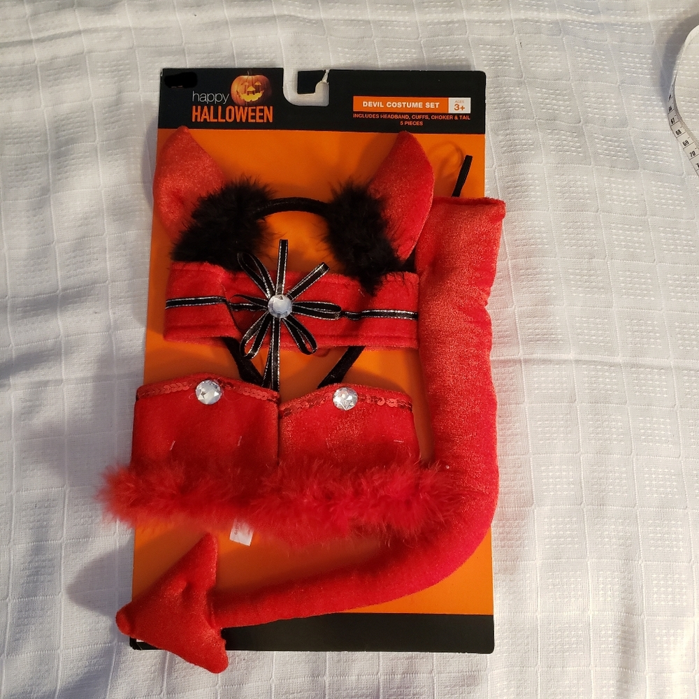 NWT HAPPY HALLOWEEN devil costume set